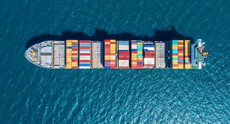 What factors affect the price of China FCL service?