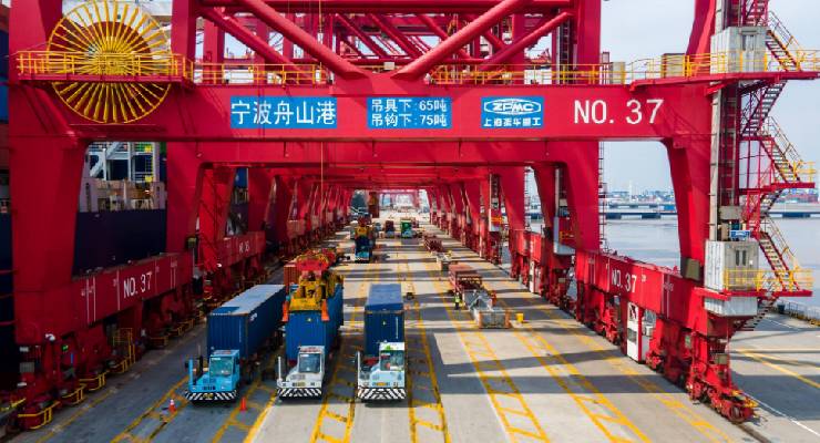 The influence of Ningbo on the development of freight industry