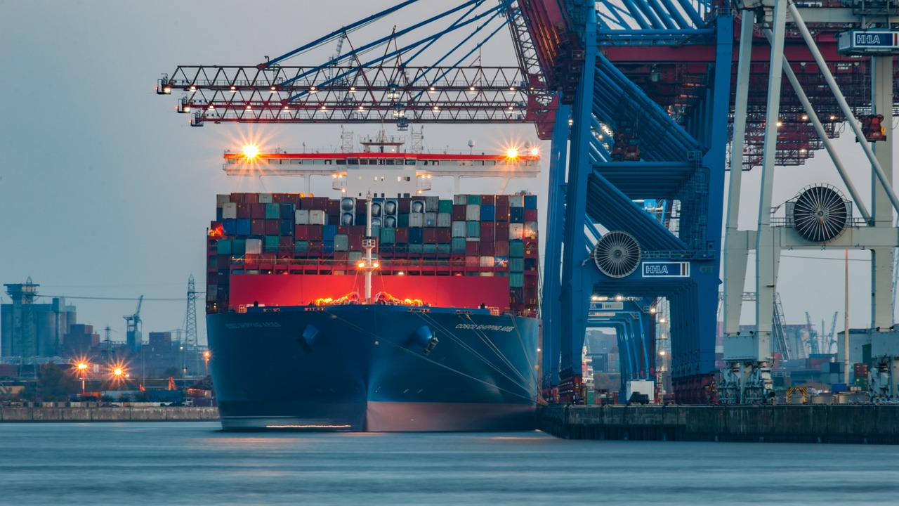 What are the requirements for transporting dangerous goods from China to Dubai?