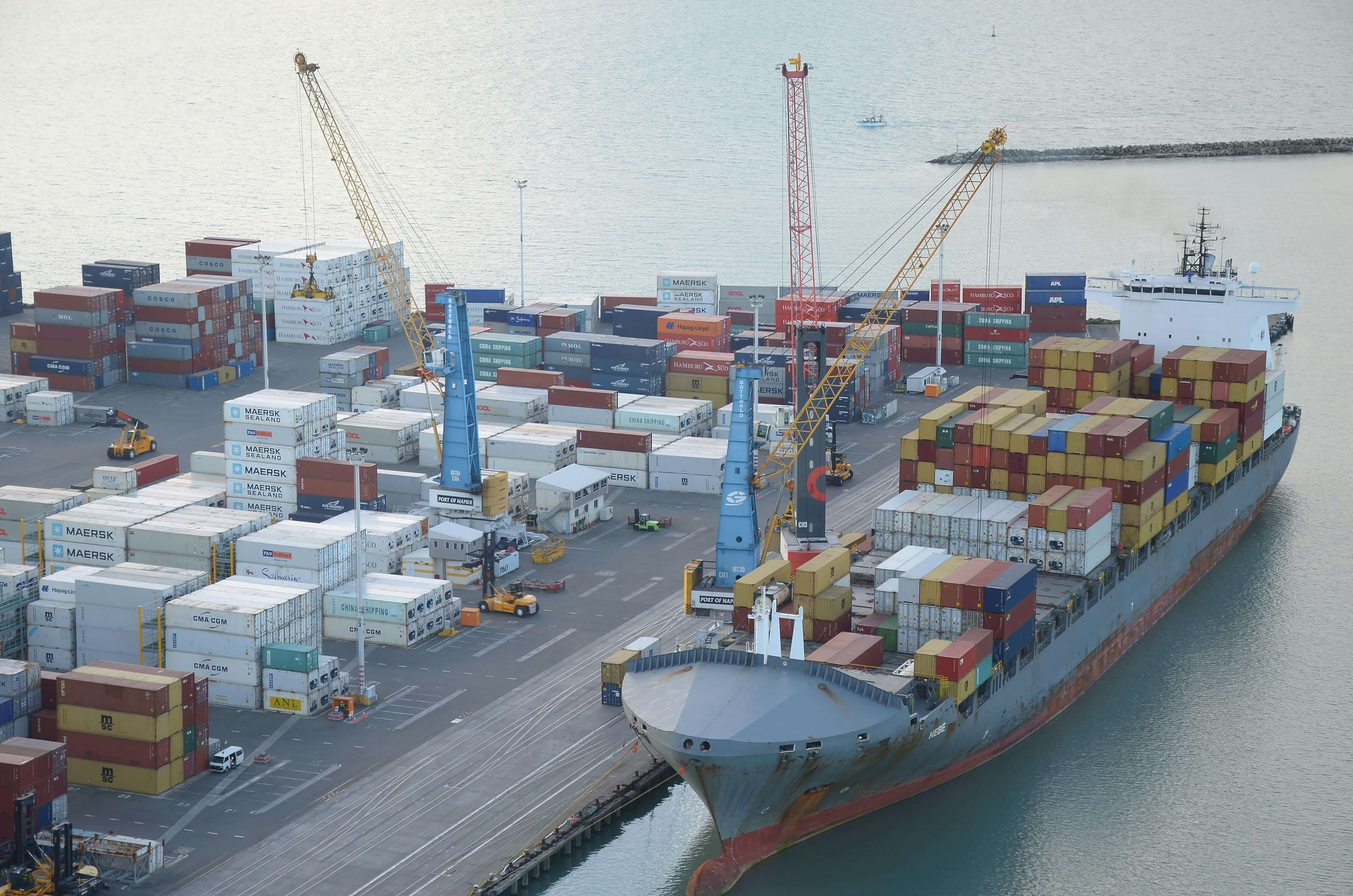 What are the advantages of LCL (Less than Container Load) service for Dubai cross-border e-commerce 