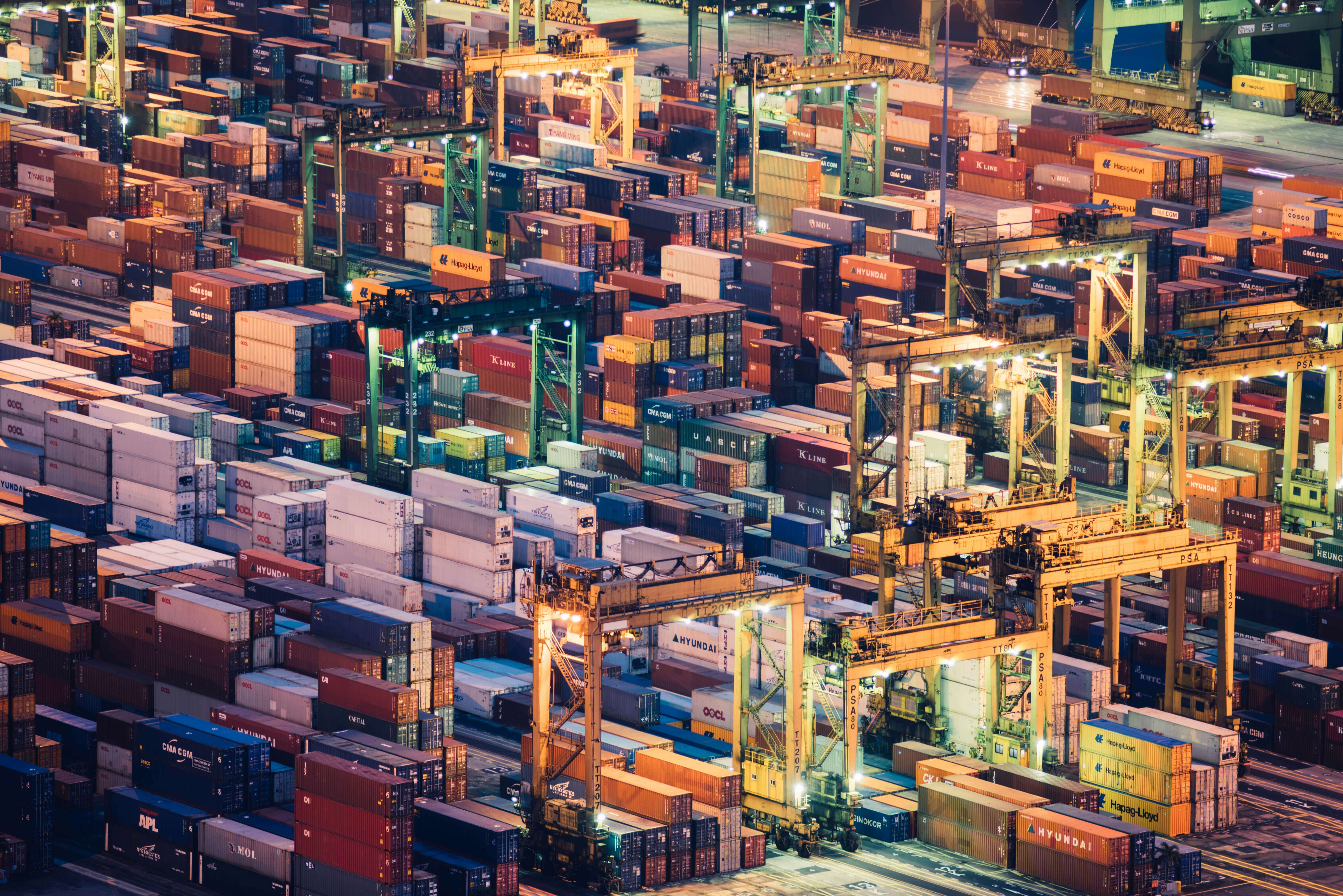 International freight forwarder delivers medical equipment to the United Arab Emirates throughout th