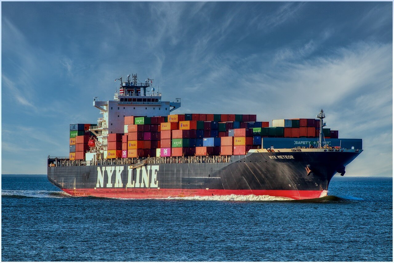 What are the common problems and solutions for Dubai international logistics transportation?